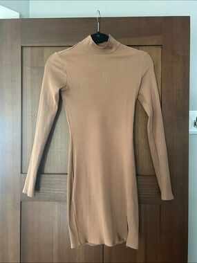 Lulus- Ribbed Long Sleeve Mock Neck Dress in Taupe